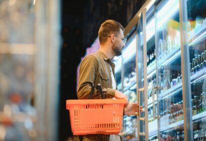 New Ontario Alcohol Sales: Ontario Accelerates Alcohol Sales Expansion to Corner Stores and Supermarkets
